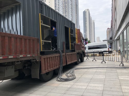 城北柴油发电机空气滤清器在不同季节的更换周期是否有差异？
